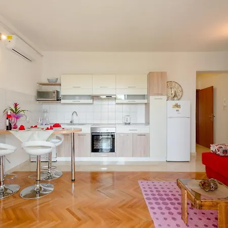 Nostress Appartement Žrnovnica